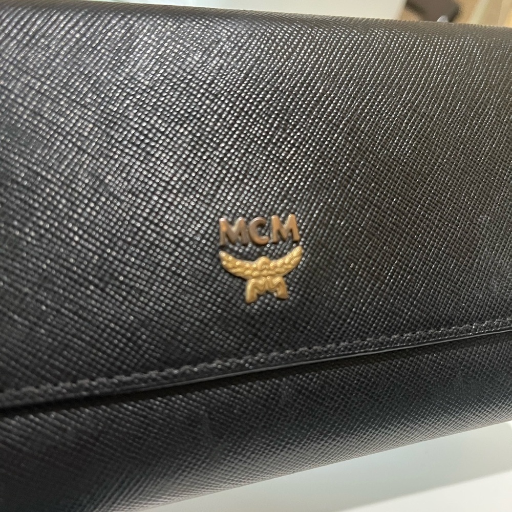 MCM BLACK/PURPLE LONG SAFFIANO TRIFOLD WALLET - Picture 3 of 11